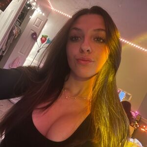 Meet your Posher, Maryssa